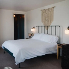 Surf Hotel & Chateau thumbnail 3