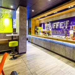 Ibis Budget Hamburg City - Bild 23