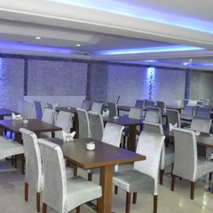 Grand Flas Otel - Bild 8