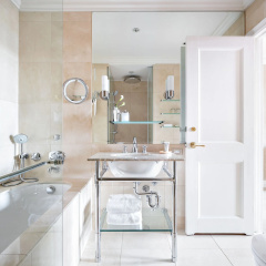 The Pierre, A Taj Hotel, New York - Bild 10