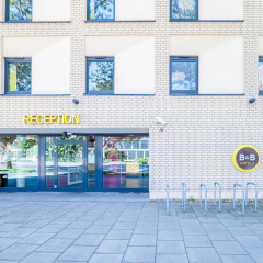 B&B Hotel Karlsruhe - Bild 1