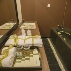 Suon Angkor Boutique thumbnail 32