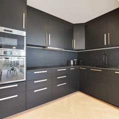 Charming Apt With AC & Balcony - Bild 10
