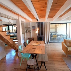 Very Nice Wood Frame House With Garden photo 2