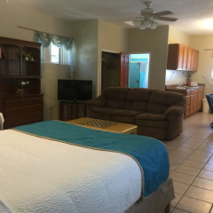 The Pelican Key Largo Cottages thumbnail 5