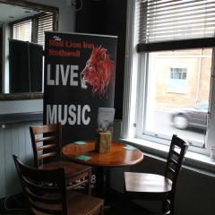 The Red lion thumbnail 1
