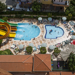 Villa Moonflower Aparts & Suites - Bild 17