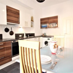 ➤Private Room - Heart of downtown with terrace - Bild 6