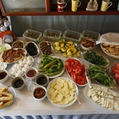 Karakuş Pansiyon - Bild 11