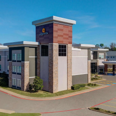 La Quinta Inn & Suites by Wyndham Tyler - University Area
