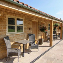 The Cholmeley Arms thumbnail 11