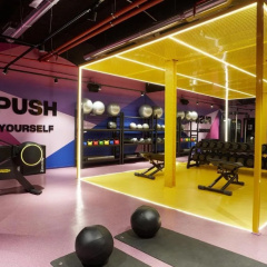 The Social Hub Madrid 4 star - Bild 13