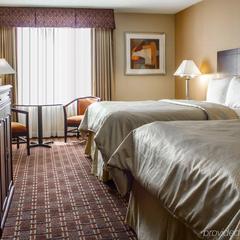 Clarion Hotel Conference Center on Lake Erie in Dunkirk, United States of America from 145$, photos, reviews - zenhotels.com photo 50