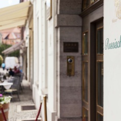 Best Western Premier Grand Hotel Russischer Hof - Bild 1