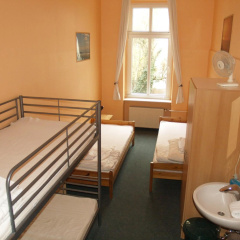 HappyGoLucky Hotel & Hostel - Bild 2