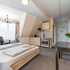 Upper Room Hotel Kurfurstendamm - Bild 4