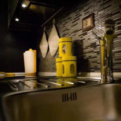 Yellow Butterfly House Holiday thumbnail 8