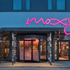 Moxy Duesseldorf City - Bild 1