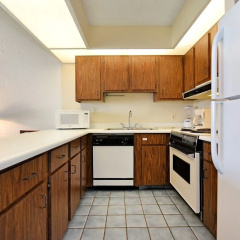 Papakea #d402 3 Bedroom Condo by RedAwning thumbnail 18