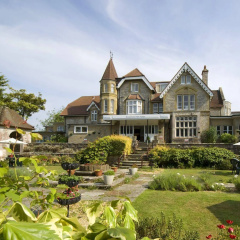 The Caledonian Island Hotel thumbnail 10
