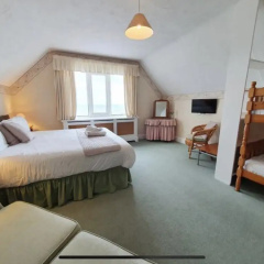 The Seacourt Hotel thumbnail 4