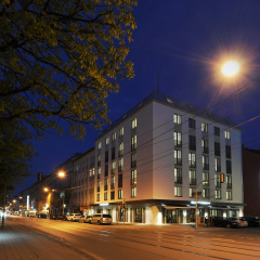 Bayer 89 Vi Vadi Hotel