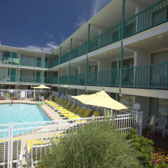 The Shangri La Motel thumbnail 9