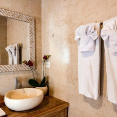 Oka Suite Ubud by Dhananjaya Hospitality - Bild 9