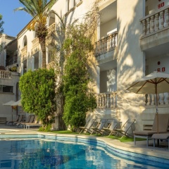 Es Baulo Petit Hotel - Bild 1