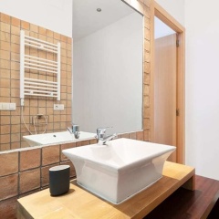 New Design 2 Bed Apt Next to the Metro - Bild 8