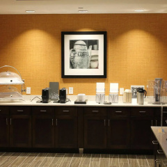 Hampton Inn & Suites Deland thumbnail 16