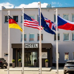 SKY Hotel Prague - Bild 4