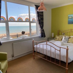 Mariners Beachside B&B thumbnail 2