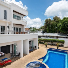 Sky Pool Villa thumbnail 12