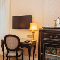 Meroddi La Porta Hotel - Bild 4