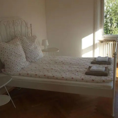 Stilvolle Wohnung Mit Garten - Bild 2