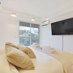 Charming Apt With AC & Balcony - Bild 3