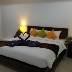 The Seashore Kamala Service Apartment thumbnail 4
