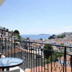 Stefanis House thumbnail 11