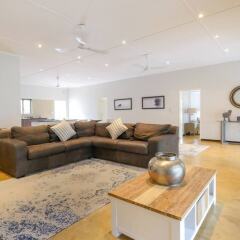 Private Self Catering Cottage in Victoria Falls in Buffalo Range, Zimbabwe from 422$, photos, reviews - zenhotels.com photo 13