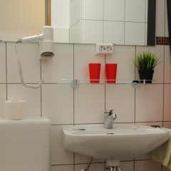 Standard Double Room - Panorama Hotel Pension Frohnau - Bild 7