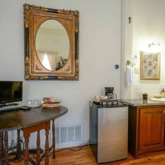 The Brownstone Inn thumbnail 19