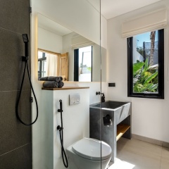 Palm Residence Lot 22 Villa Uluwatu - Tranquil Stay with Modern Comfort - Bild 6