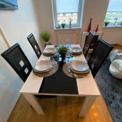ZUR SCHLEUSE - Haus mit 2 Ferienwohnungen, gesamt bis 9 Personen - Garten - Bild 3