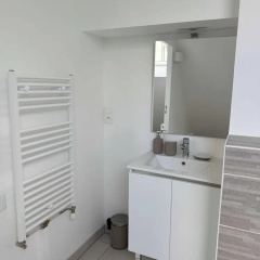 Charming Appt - 3bdr/8p - Near Paris & La Defense - Bild 6