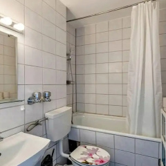 Cozy Neuss Apartment With Modern Amenities - Bild 6