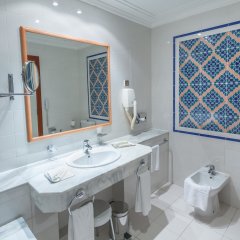 Отель El Mouradi Hotel Africa Tunis Тунис, Тунис - 1 отзыв об отеле, цены и фото номеров - забронировать отель El Mouradi Hotel Africa Tunis онлайн фото 31