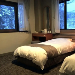 Hakuba Landmark Iwatake Lodge thumbnail 7