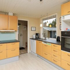 Отель Charming Holiday Home in Nibe With Terrace Дания, Нибе - отзывы, цены и фото номеров - забронировать отель Charming Holiday Home in Nibe With Terrace онлайн фото 5