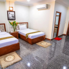 Tan Tower Hotel thumbnail 4